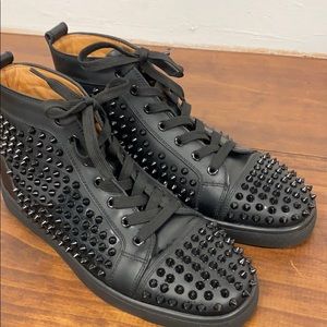 very good condition as u can see on the pictures